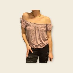 American Eagle women’s M dusty pink soft and sexy line off the shoulder shirt